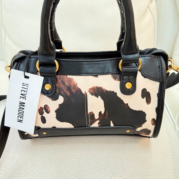 NWT STEVE MADDEN BGOMEZ CROSSBODY SATCHEL BAG W HEART DOG CHARM KEYRING - Picture 2 of 6